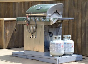 barbeque-grill-and-tanks